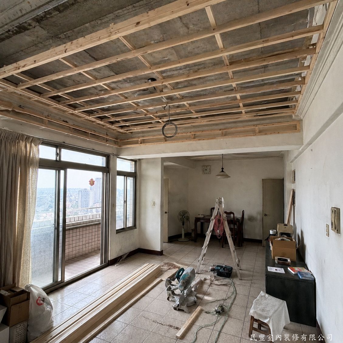 民豐室內裝修-陳先生中山區天花板木作-新木角料骨架完成
