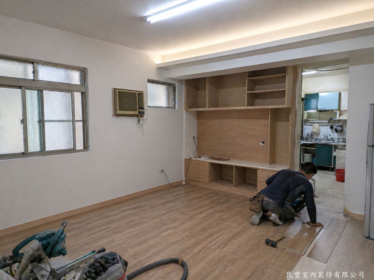 民豐室內裝修-林先生萬華區綜合工程-地板鋪設施工中